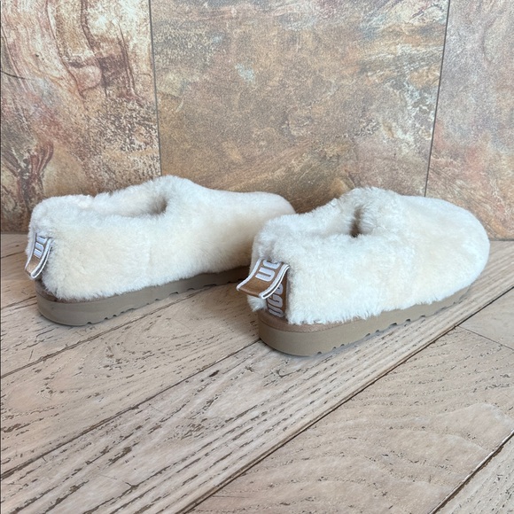 UGG CLASSIC COZY BOOTIE NATURAL SHEEPSKIN ANKLE SUGAR SOLE SLIPPER SIZE 7 WOMEN - Picture 5 of 13